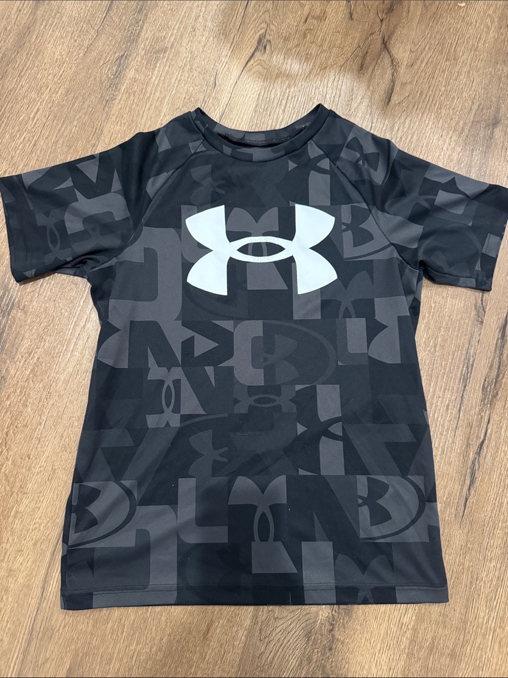 Under Armour Black Shirt with White Logo Boys' Athletic Tee